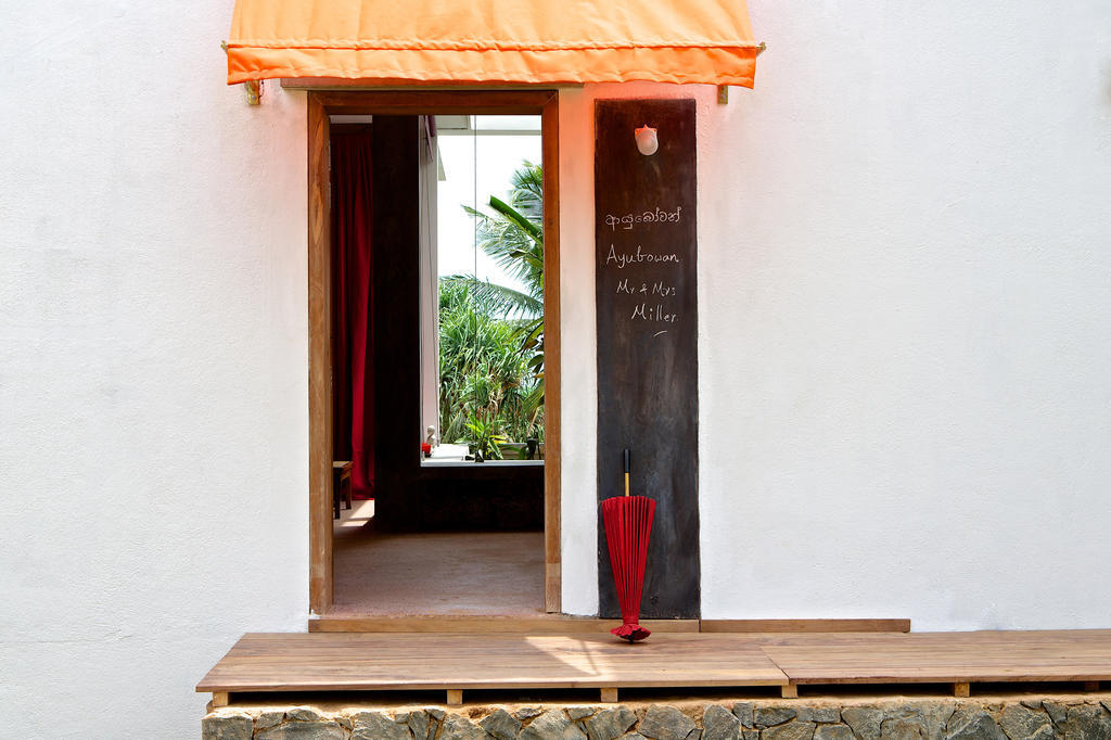 Utmt - Underneath The Mango Tree Spa & Beach Resort ディックウェラ 部屋 写真