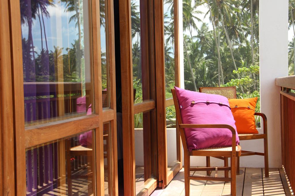 Utmt - Underneath The Mango Tree Spa & Beach Resort ディックウェラ 部屋 写真
