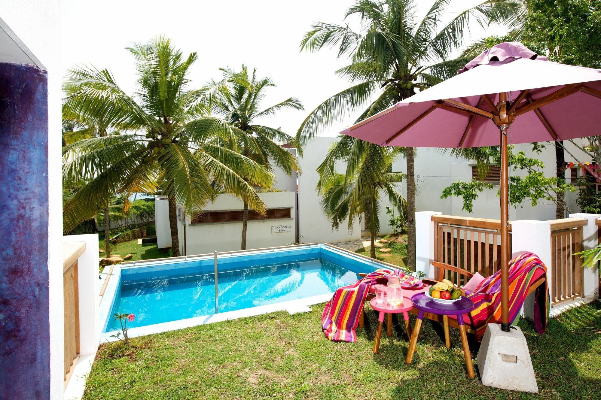 Utmt - Underneath The Mango Tree Spa & Beach Resort ディックウェラ エクステリア 写真