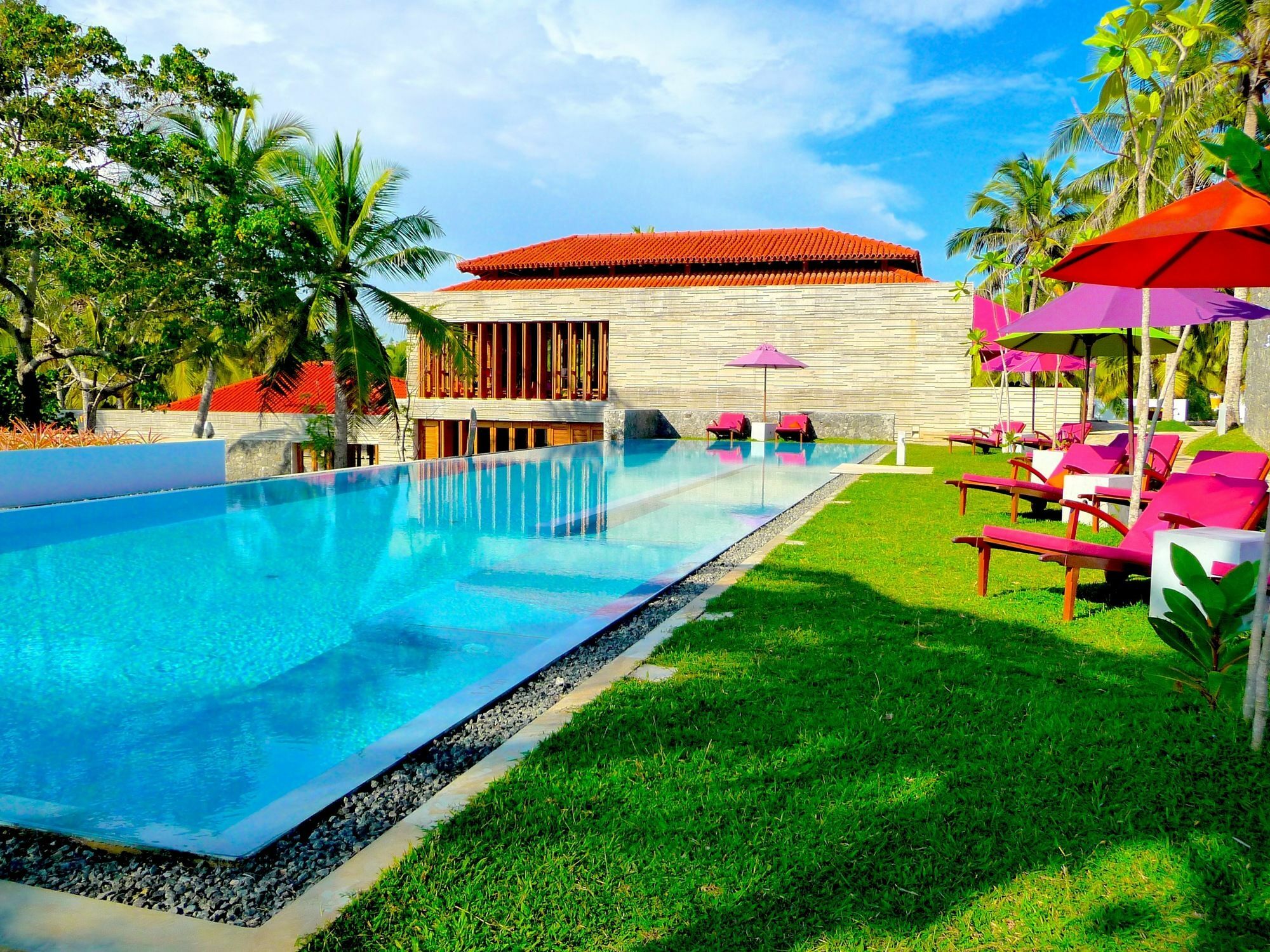 Utmt - Underneath The Mango Tree Spa & Beach Resort ディックウェラ エクステリア 写真