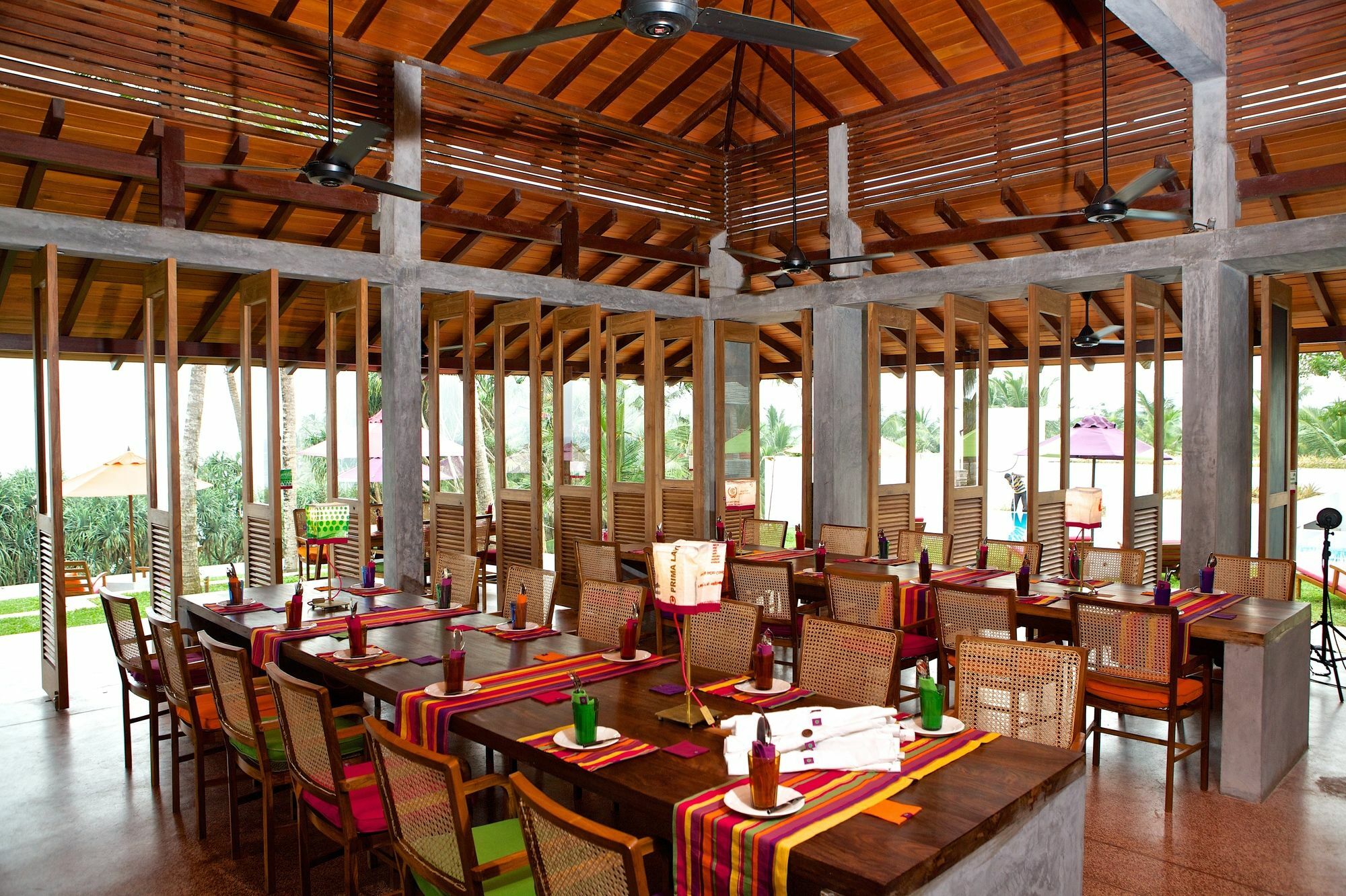 Utmt - Underneath The Mango Tree Spa & Beach Resort ディックウェラ エクステリア 写真